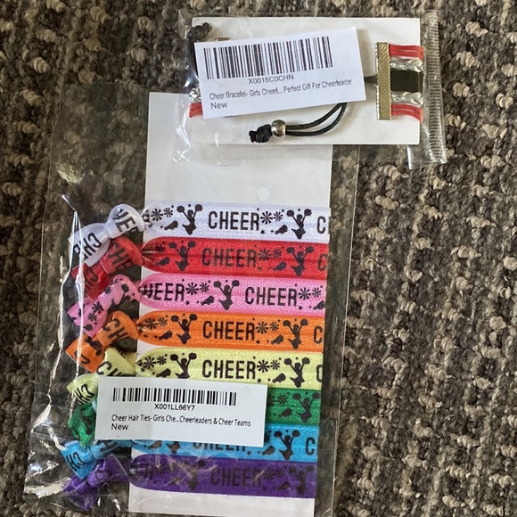 CHEER HAIRTIES AND BRACELET - Picture 2 of 2